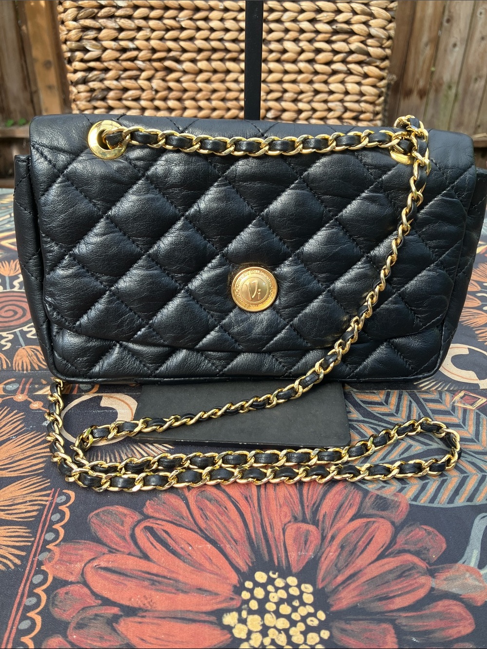 Virtu Italy Black Quilted Leather Gold Chain Strap Shoulder Bag